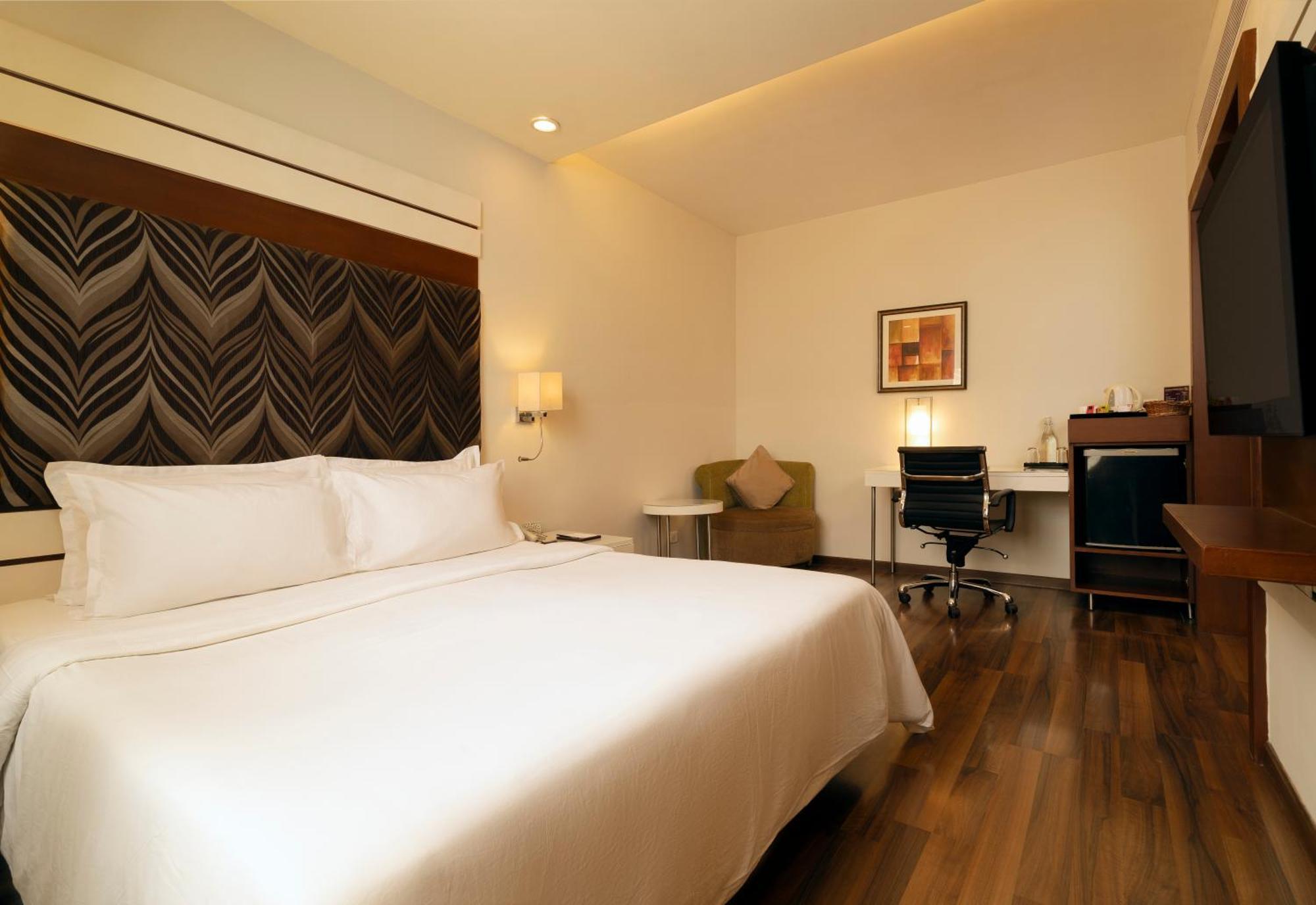 Hotel The Residency Karur Exterior foto