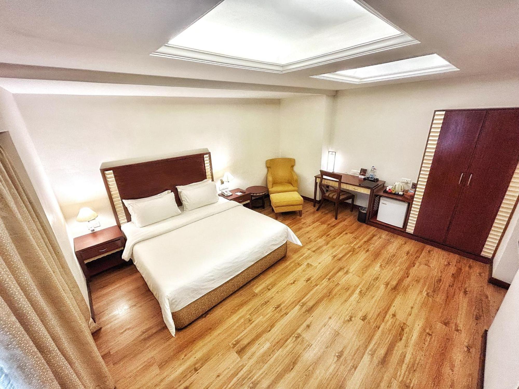 Hotel The Residency Karur Exterior foto